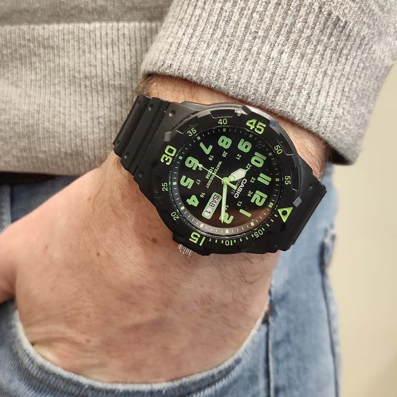 Casio Men's MRW200H-3B Sport