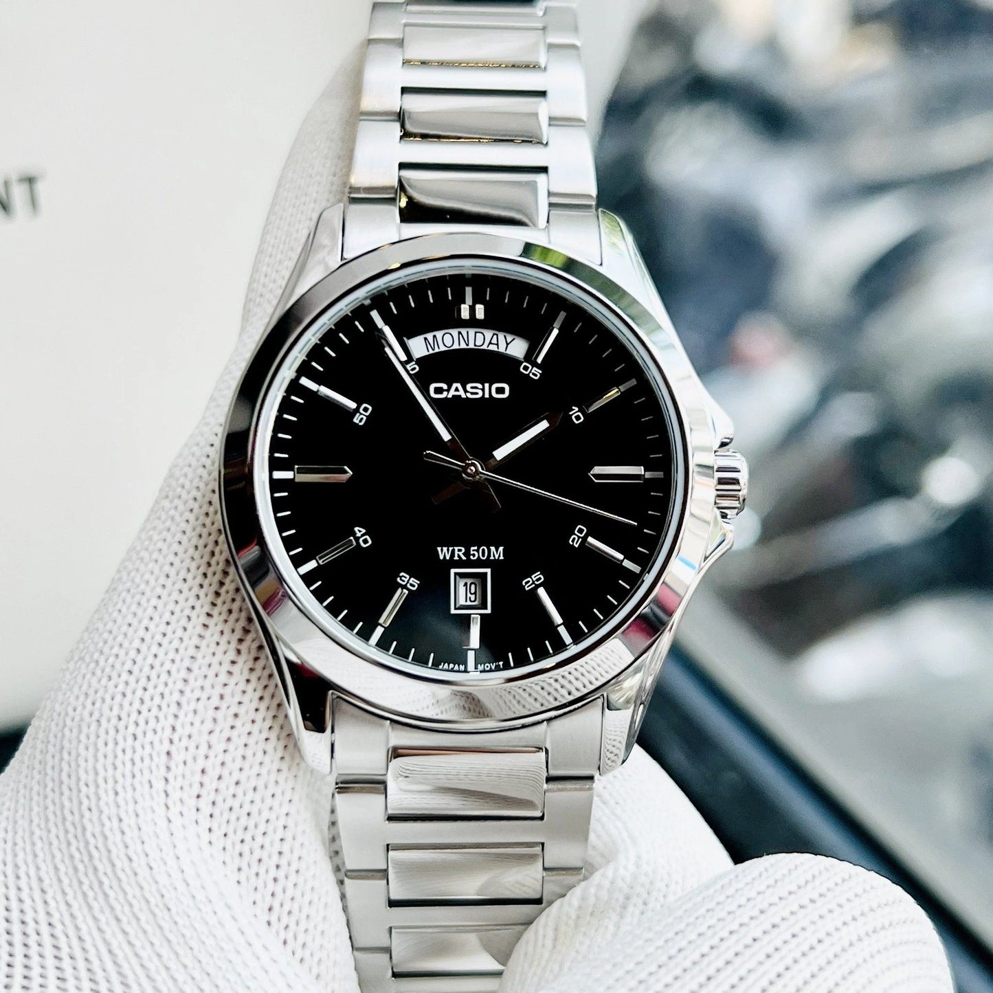 Casio Classic Silver Watch MTP1370D-1A1