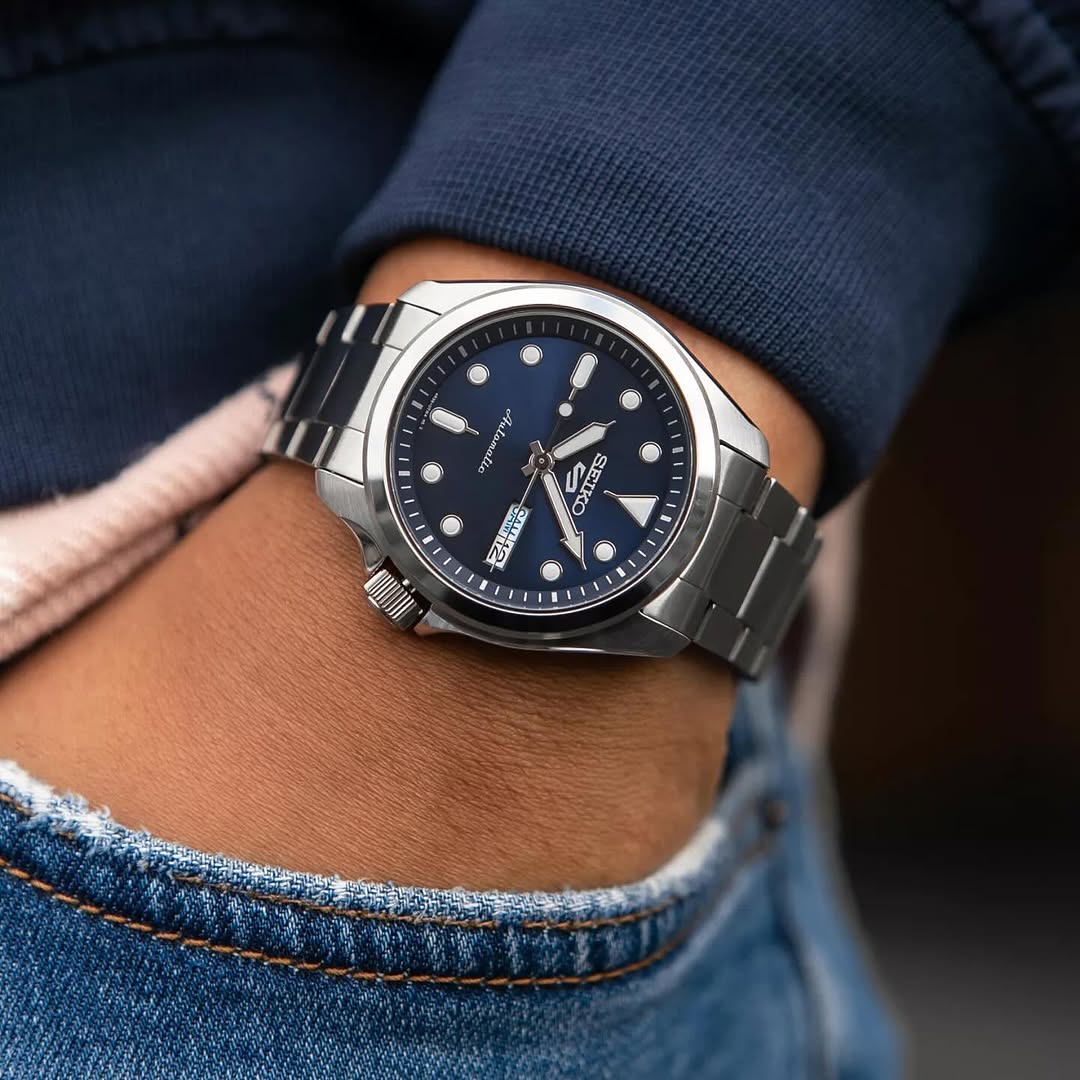 SEIKO SRPE53K1 SILVER STEEL BAND NAVY BLUE DIAL FOR MEN