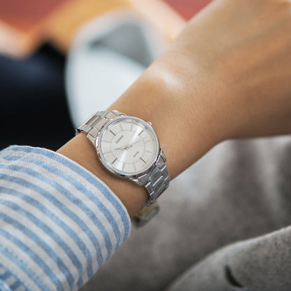 Casio LTP-1303D-7AVDF Stainless Steel Silver Watch , Women Watches