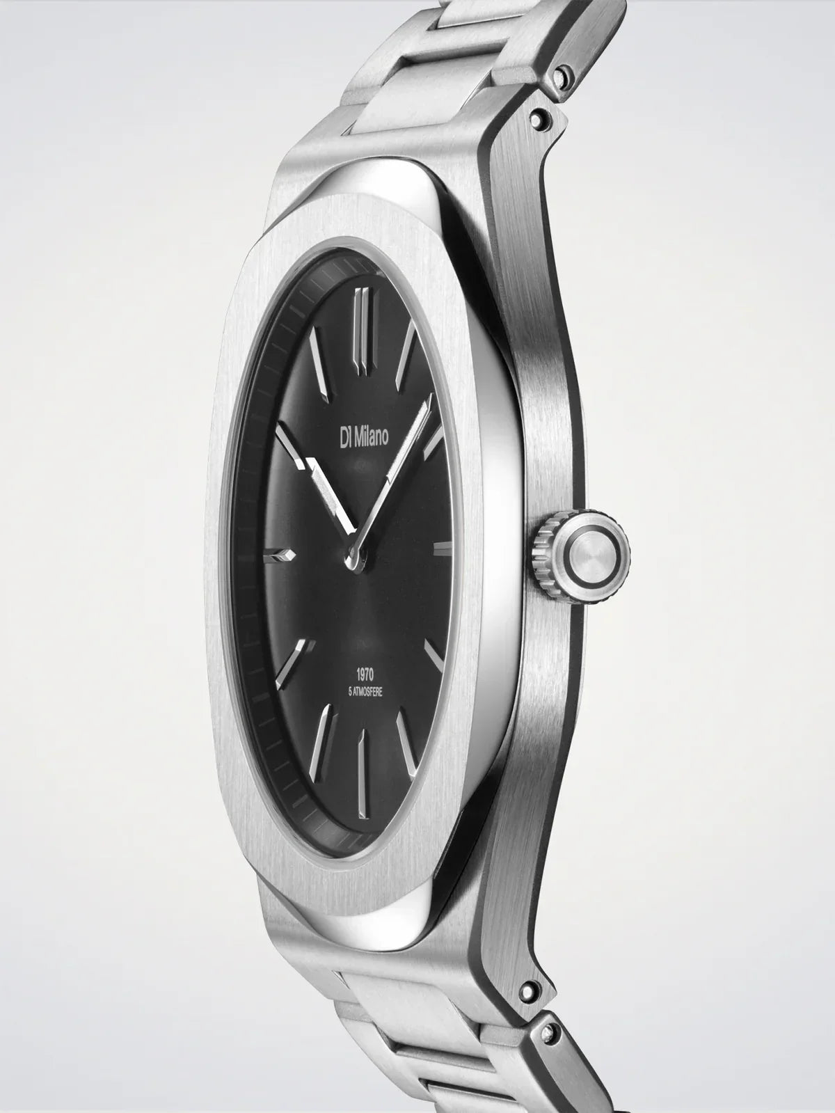D1 MILANO D1-UHBJ01 SILVER STEEL BAND BLACK DIAL FOR MEN