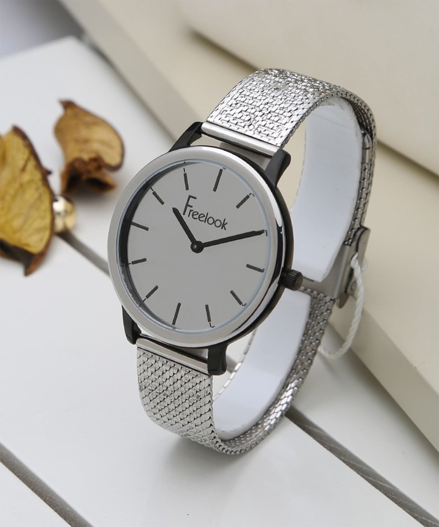 FREELOOK FL.1.10143-1 SILVER STEEL BAND SILVER DIAL  FOR WOMEN